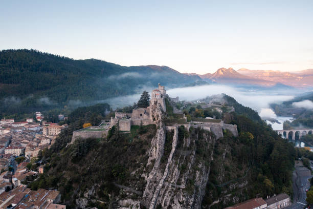 istock Sisteron, France 1436384840