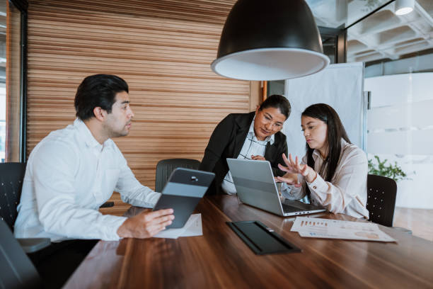 istock Business people 1436409760