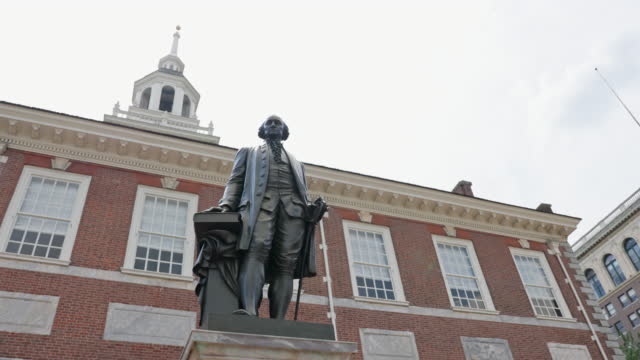 George Washington in front of Independence Hall, Philadelphia, PA