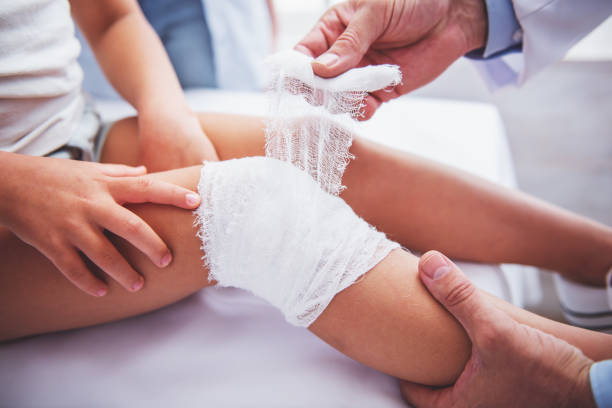 istock Little girl and pediatrician 1436469944