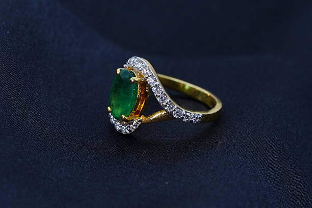 istock Indian Jewellery Gold and Diamond 1436592438