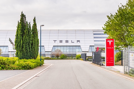 Dortmund, Germany – August 27, 2022: Horizontal shot of a Tesla service center in Dortmund (Germany)