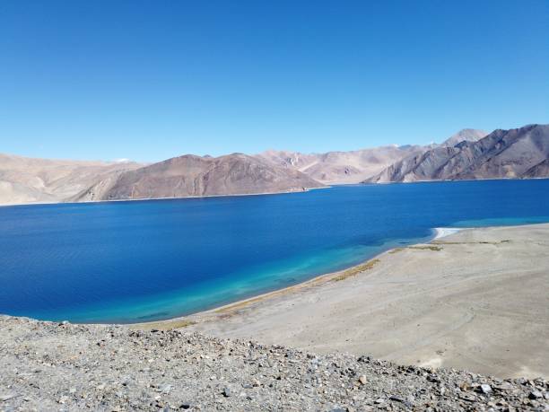 istock Clear blue ocean near the hills on a sunny day 1436635443