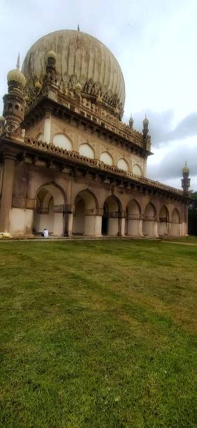 istock Qutub Shahi Tomb 1436687765