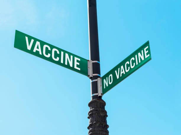 istock Vaccine or no vaccine 1436723617