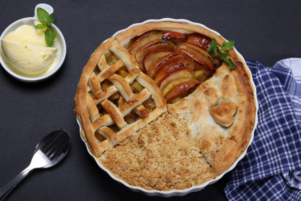 deser jabłkowy - tart apple tart apple dessert zdjęcia i obrazy z banku zdjęć