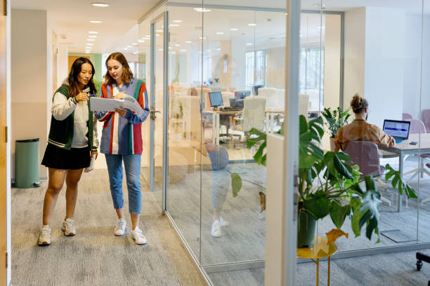 istock Businesspeople on the move 1436829999
