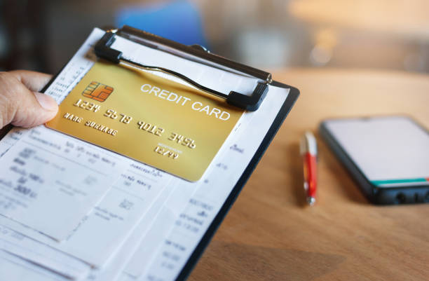 istock paying with credit card 1436918960