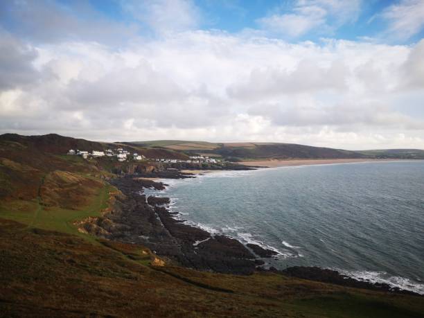 istock Beautiful shot of a tranquil lake coast 1437018234