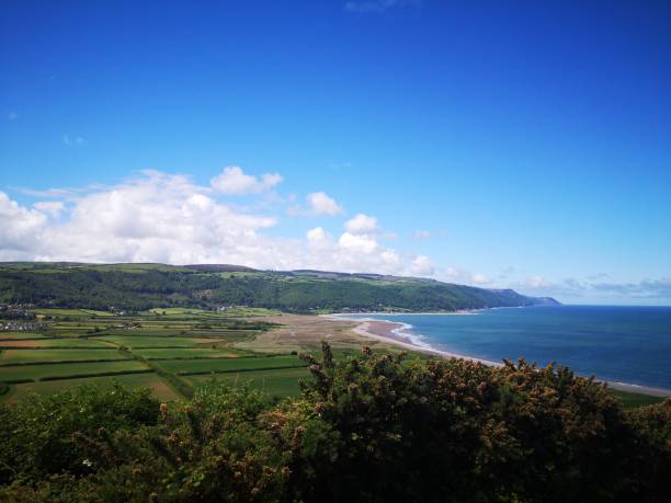 istock Beautiful shot of a tranquil lake coast 1437018238