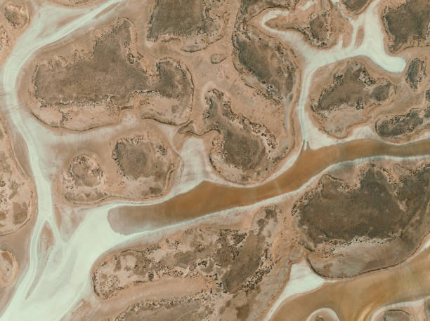 istock Natural shapes and textures on lake 1437065202