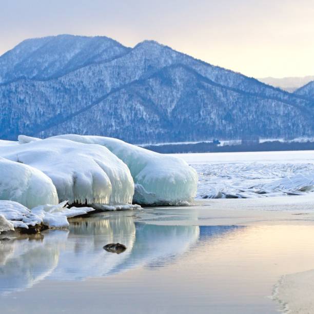 istock Beautiful landscape of glaciers 1437093635