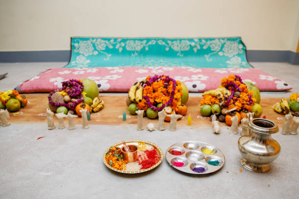Bhai tika or Kija Puja Bhai tika or Kija Puja is Tihar's last and most important day. The sisters apply Tika to their brothers’ forehead (hence, given the name as ‘Bhai Tika’) Kathmandu, Nepal on 10/27/2022. bhai tika stock pictures, royalty-free photos & images