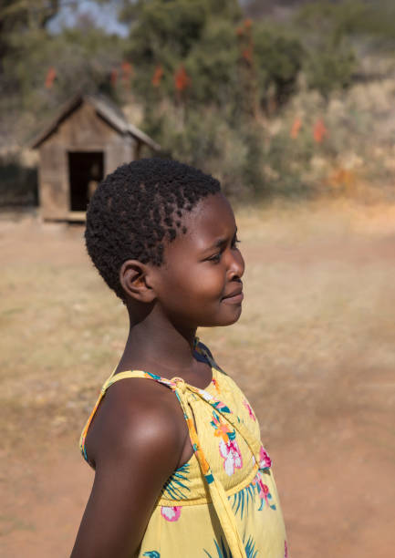 istock village African girl 1437188997