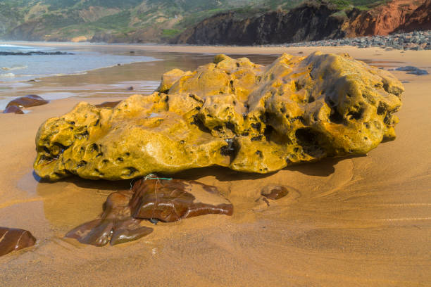 istock Beautiful beach in Algarve 1437217936