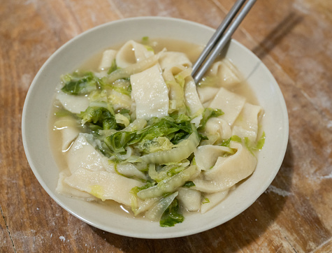 Chinese Food: Noodles with Chinese Cabbage