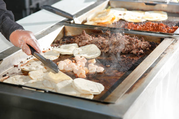 istock a taco cart 1437309337