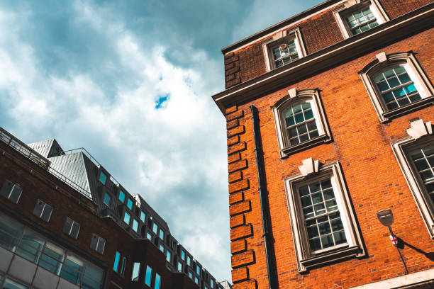 Flats in downtown, London