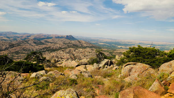 istock Top of Mt. Scott 2 1437344819