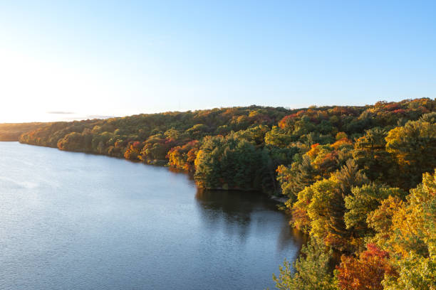 istock Autumn landscape at Starved Rock. 1437361037