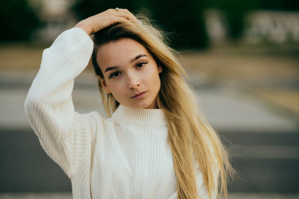 istock Girl autumn portrait 1437367492
