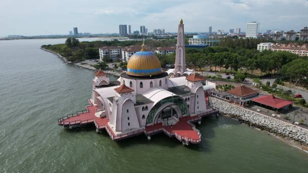 istock The Straits Mosque of Malacca 1437392670