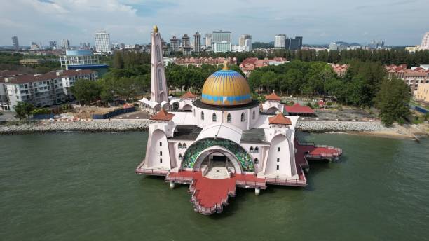 istock The Straits Mosque of Malacca 1437392683