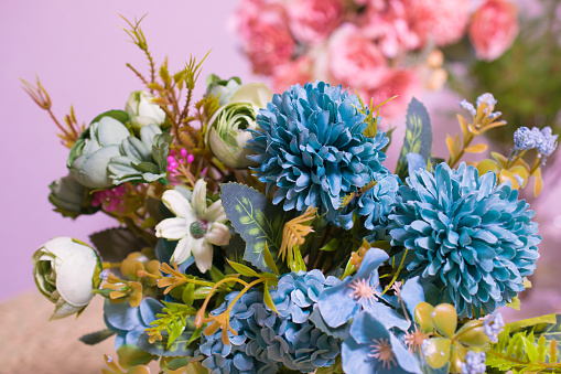 Feeling a little blue?  Got something or someone to celebrate, what better way to cheer up or celebrate than with a wonderfully colorful large bouquet of fresh cut flowers.