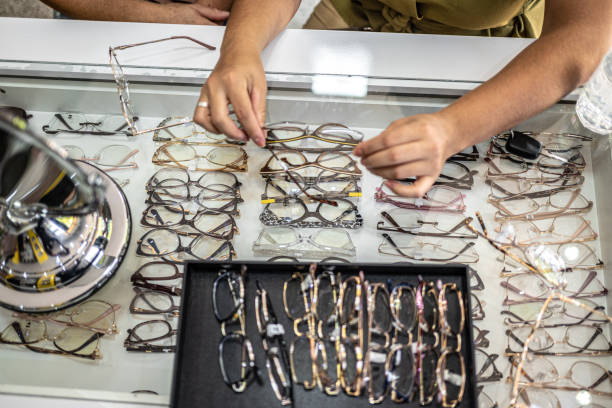 istock Shopping for eyeglasses at a store 1437556914