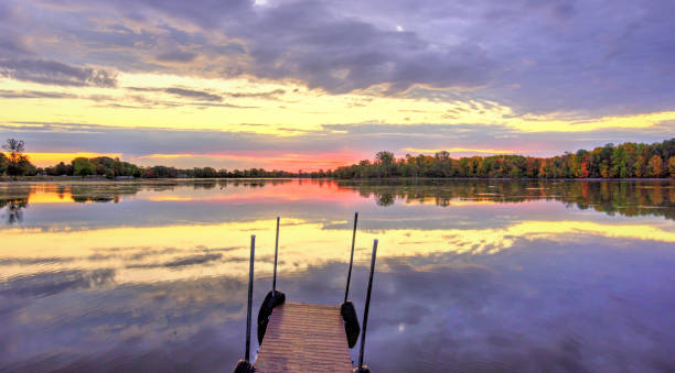 istock Lake Sunrise-Howard County Indiana 1437568950