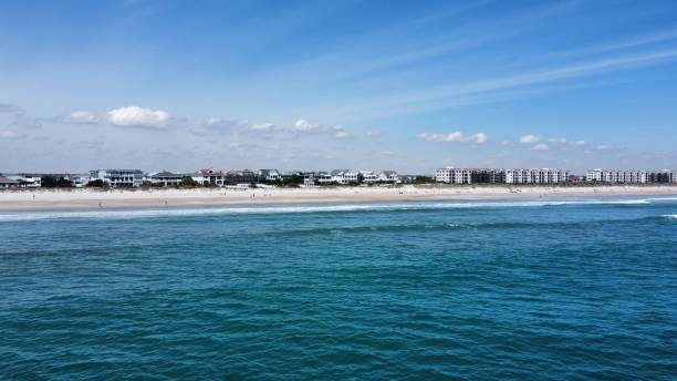 istock The coastline of a beach town 1437639953