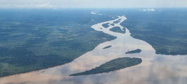 空から見たコンゴ川 - congo river ストックフォトと画像