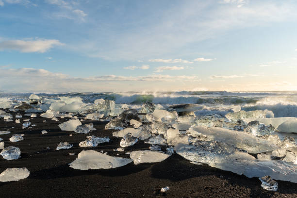 istock Diamond beach surrounded by the sea under the sunlight in Iceland 1437672218