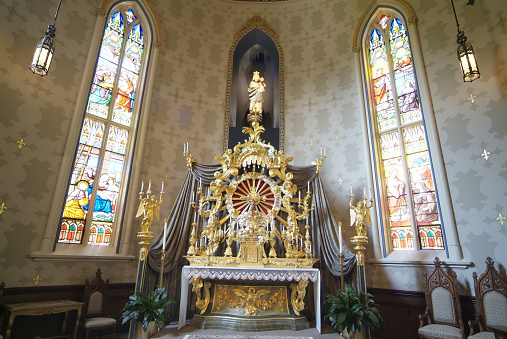 South Bend, United States – January 30, 2009: The altar inside of the Basilica of the Sacred Heart Cathedral on the University of Notre Dame campus in South Bend, Indiana.