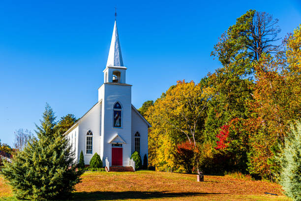 istock A White Church in the Fall 1437713944