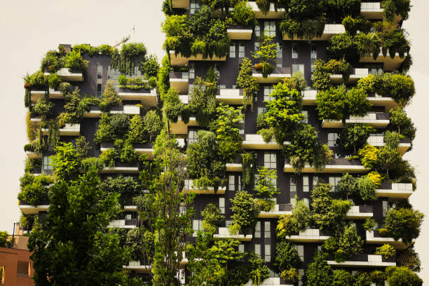 sustainable building - green building imagens e fotografias de stock
