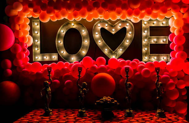 istock Romantic themed interior decor at a restaurant for Valentine's day 1437746758