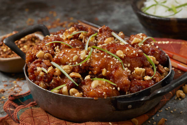 istock Sweet Crispy Korean Fried Chicken 1437751511