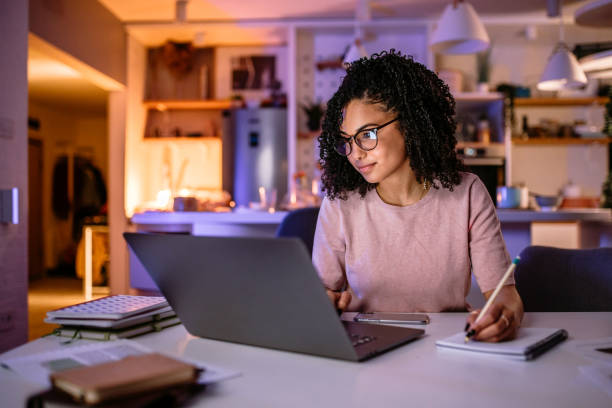 istock Few more minutes and i am done for tonight. 1437772443