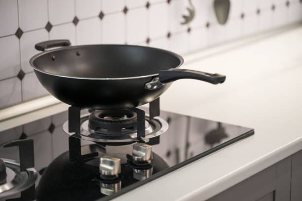 istock Gas stove and wok in the kitchen 1437863231