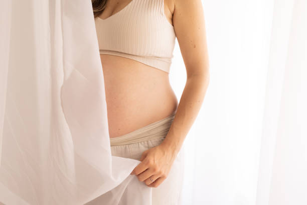 istock Pregnant woman 1437918155