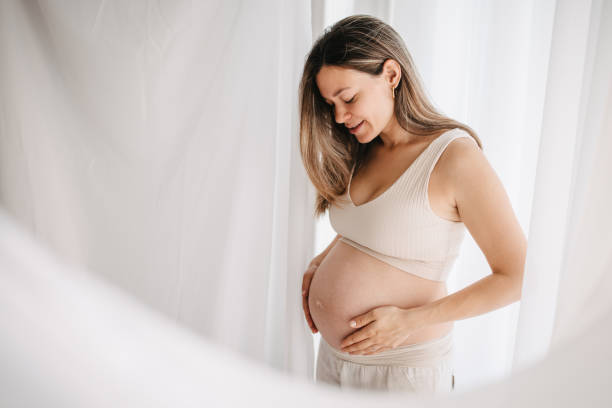 istock Beautiful pregnant woman 1437918166