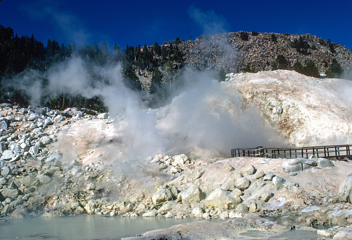 Lassen Volcanic NP - Bumpass Hell Steaming Mudpots - 1983