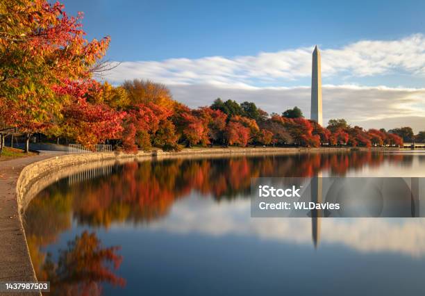 Washington Dc In The Fall Stock Photo - Download Image Now - Washington DC, Autumn, Washington Monument - Washington DC