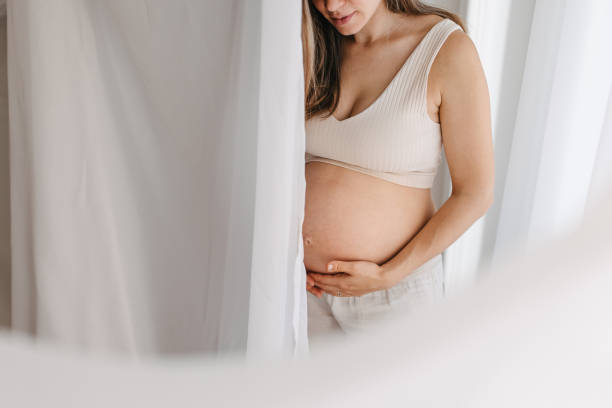 istock Pregnant woman 1437988034