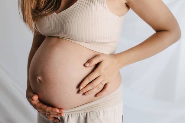 istock Pregnant woman 1437988079