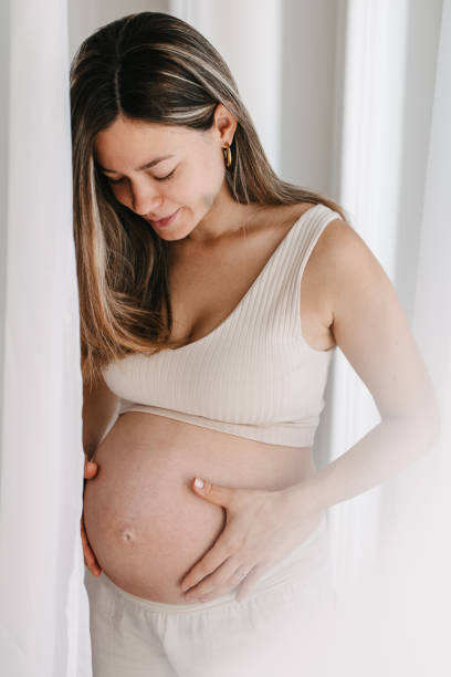 istock Pregnant beauty 1437988202