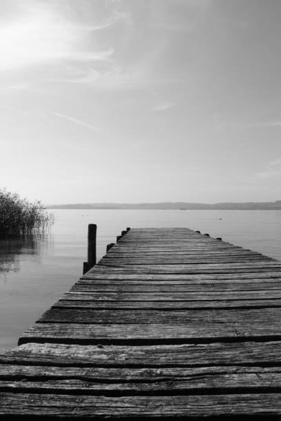 wooden pier - gangplank imagens e fotografias de stock