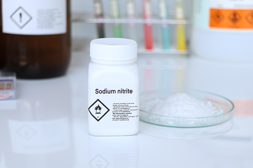 Sodium nitrate used in laboratory or industry, Chemicals used in the analysis