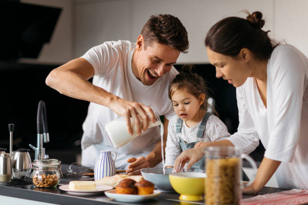 istock cooking is fun with loved ones 1438185882